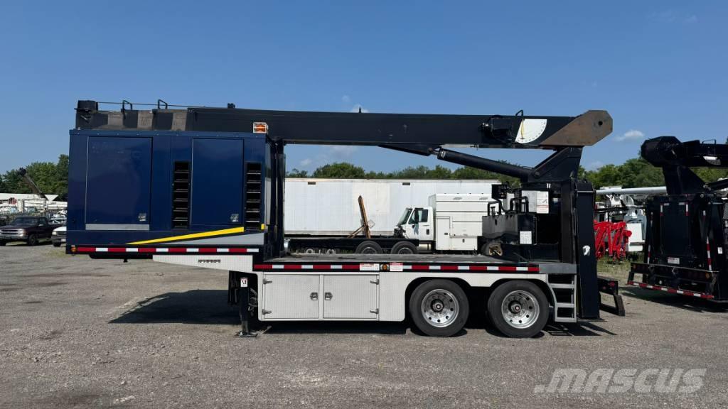 National 880C Crane trucks