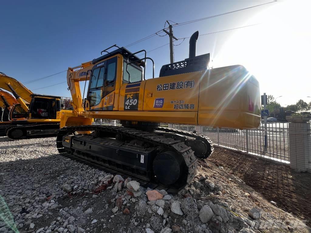 Komatsu PC450-8 Crawler excavators