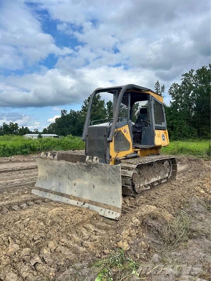 John Deere 650 JLT Crawler dozers