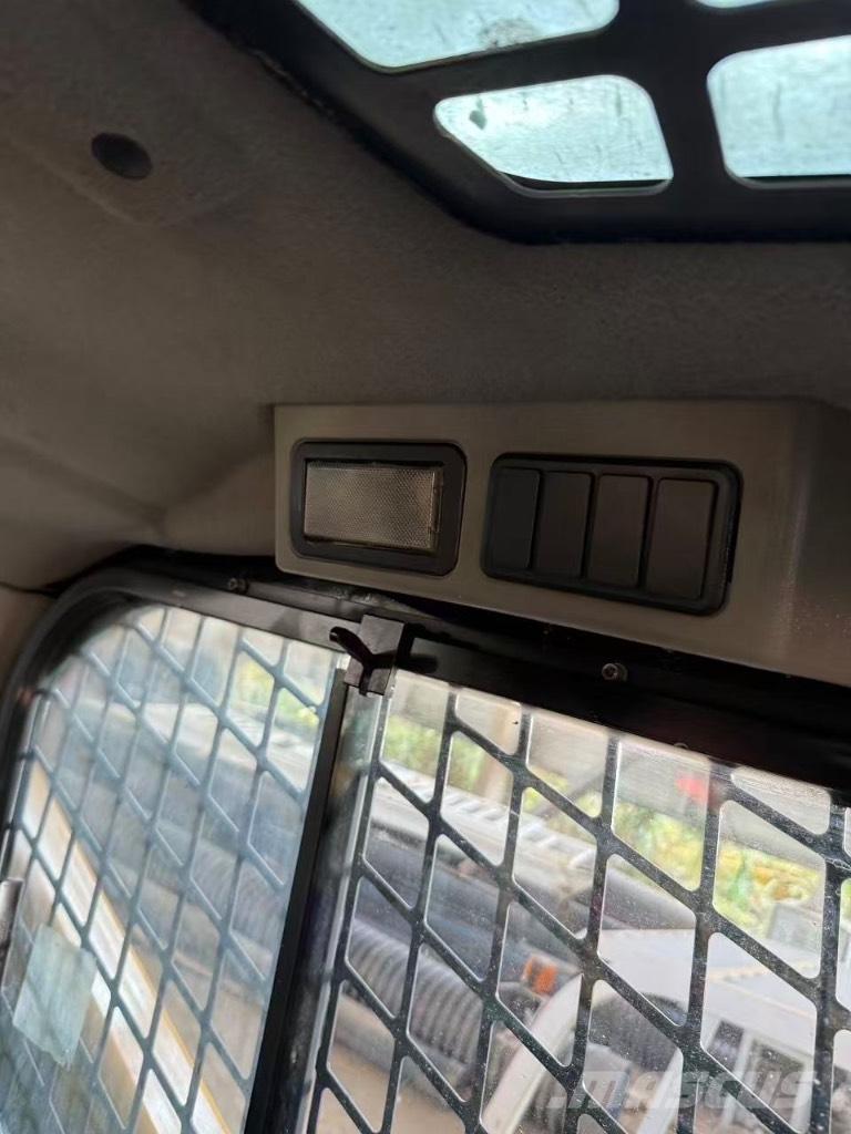 CAT 246 D Skid steer loaders