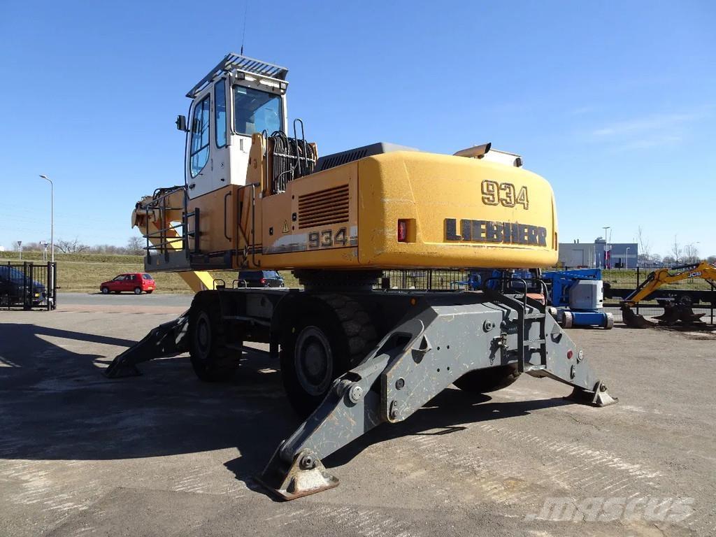 Liebherr A934CHD Waste / industry handlers