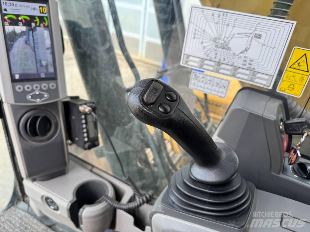 CAT 318 Crawler excavators