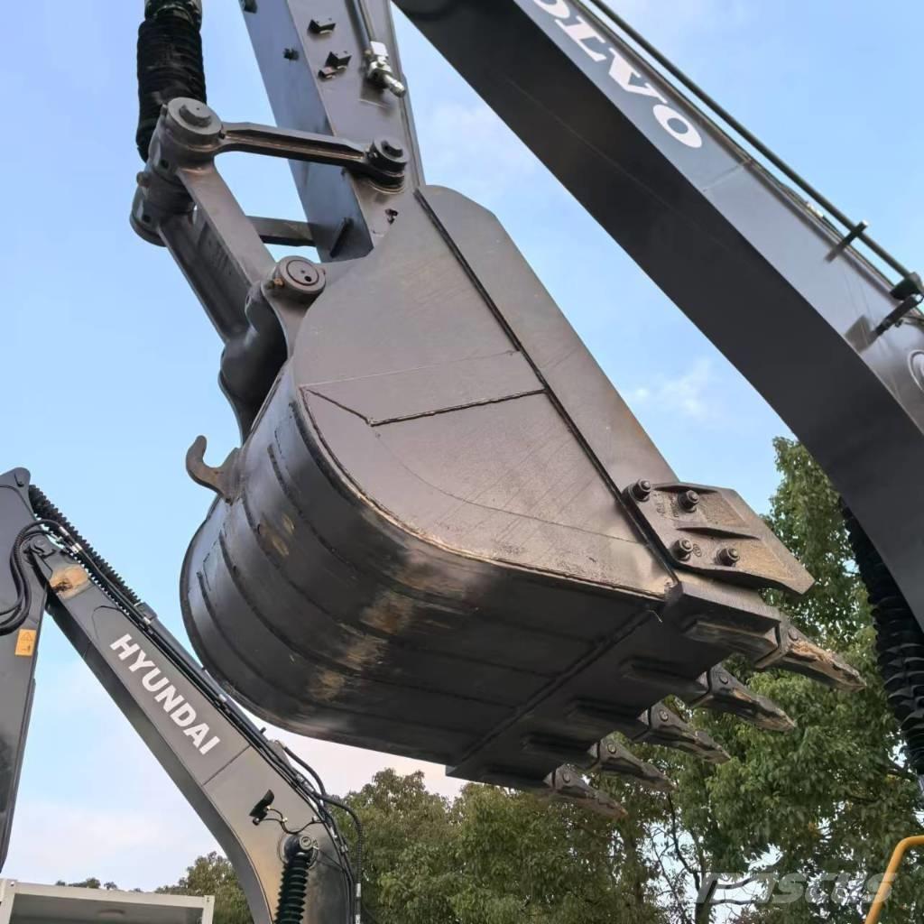Volvo EC 210 D Midi excavators  7t - 12t