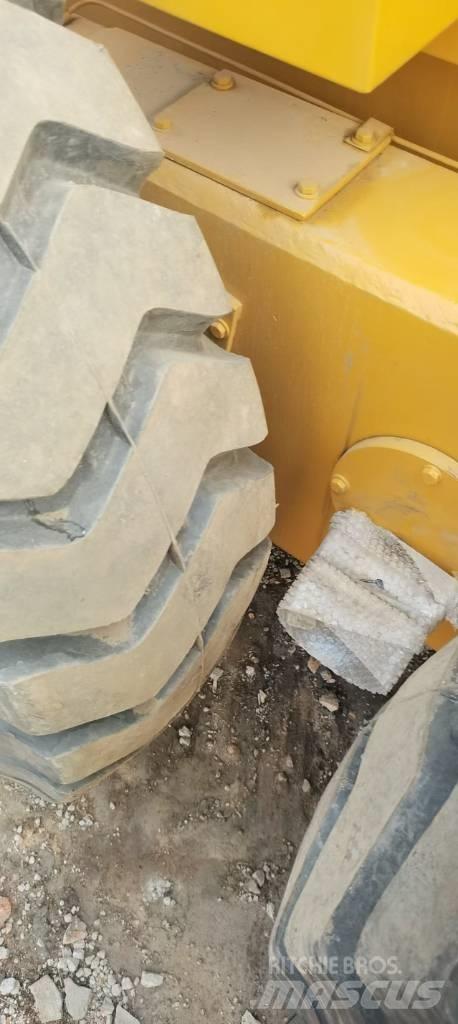 CAT 140 H Graders