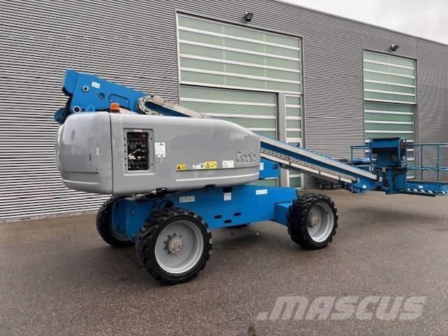 Genie S 60 HC Telescopic boom lifts