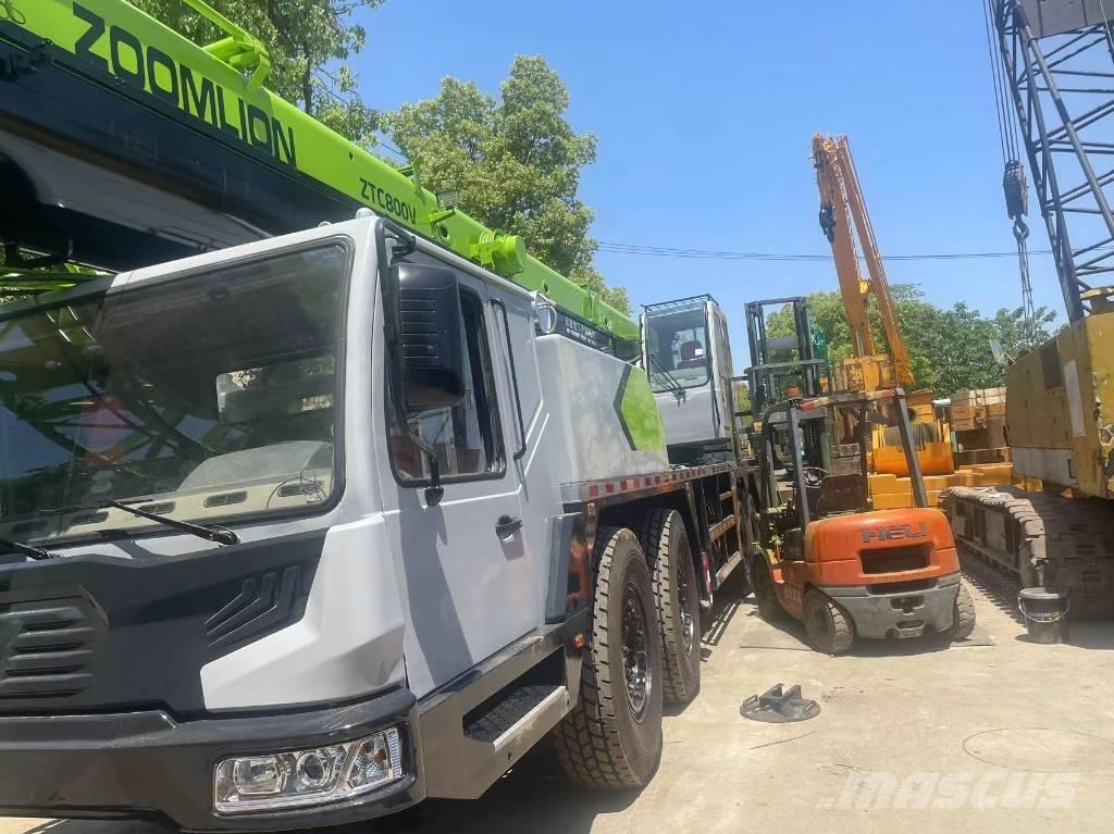 Zoomlion ZVT800 All terrain cranes