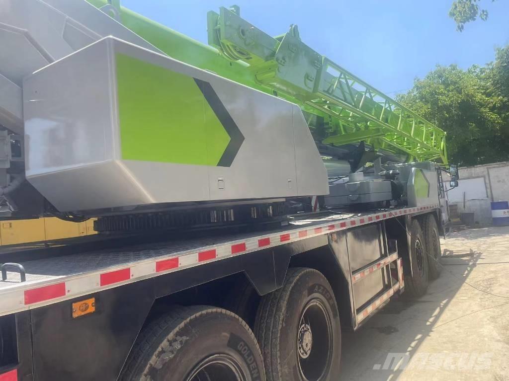 Zoomlion ZVT800 All terrain cranes
