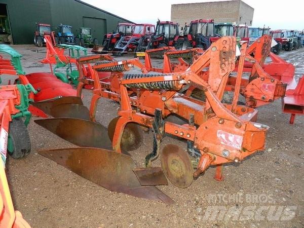 Fraugde 3 Conventional ploughs
