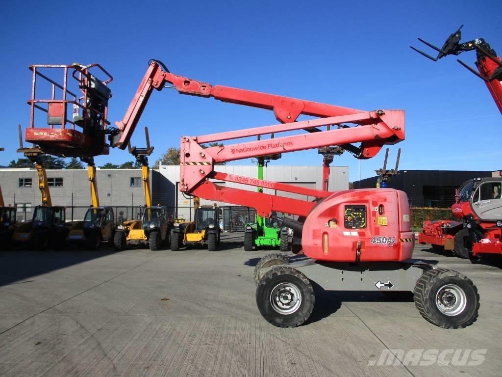 JLG 450 AJ (351) Compact self-propelled boom lifts
