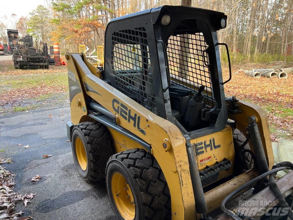 Gehl R 220 Skid steer loaders
