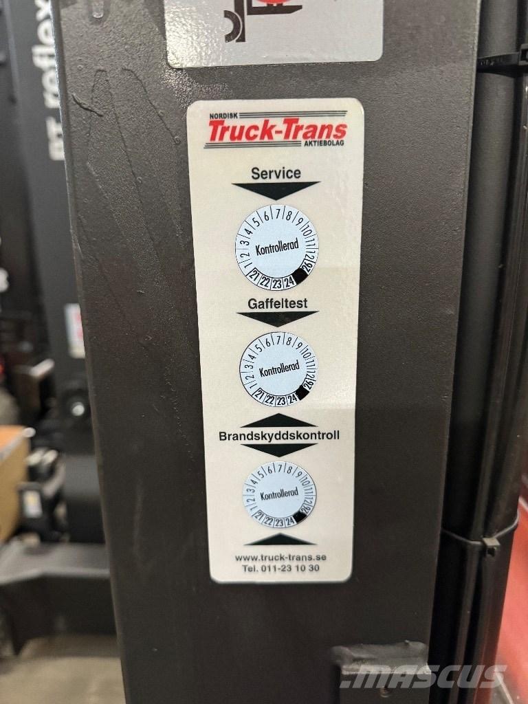 Toyota SSE160 Self propelled stackers