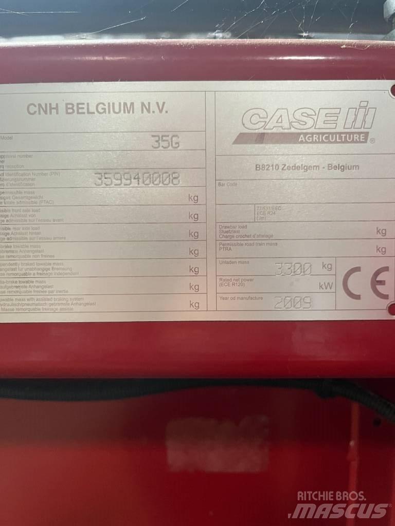 Case IH 8010 Combine harvesters
