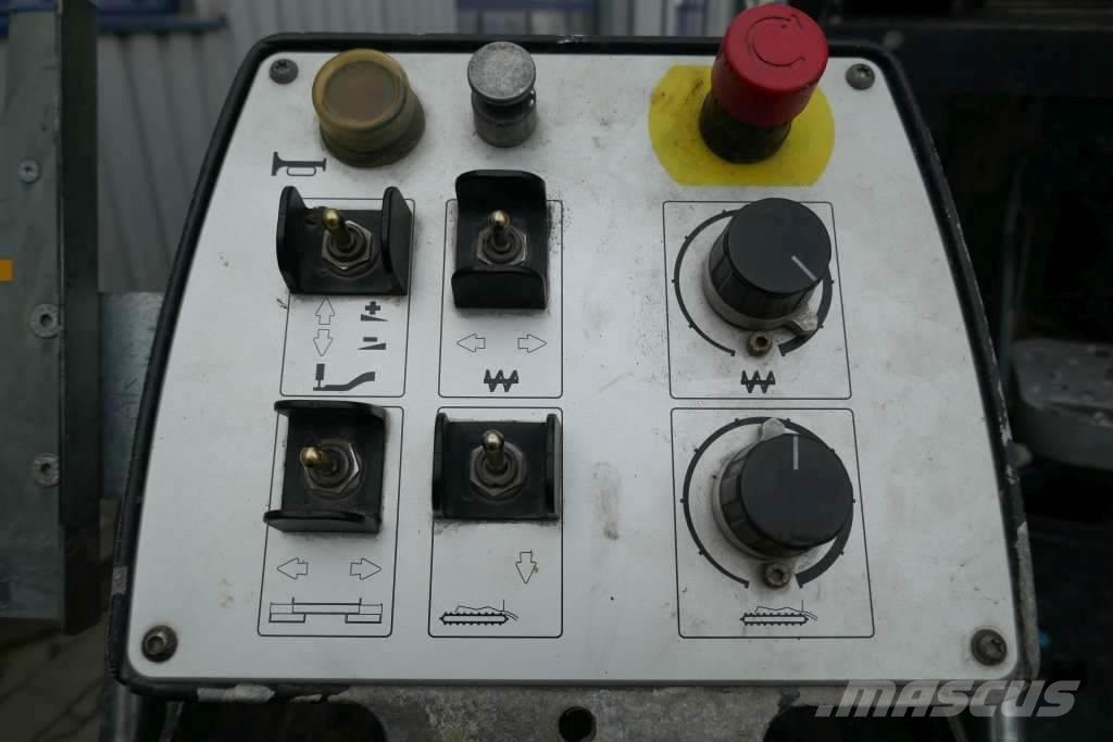 Bomag BF 300 C Small asphalt machines