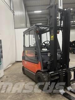 Toyota 7FBM30 Electric forklift trucks
