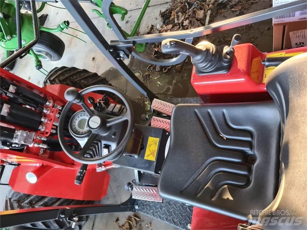 Schäffer 2028 SLT Mini loaders