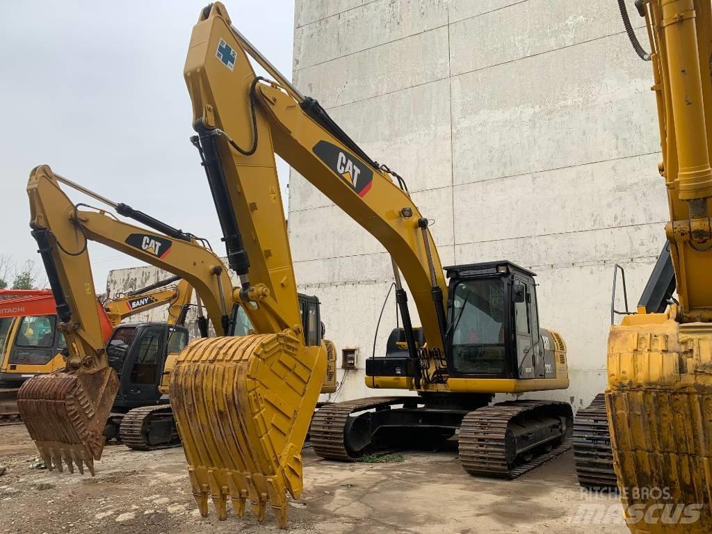 CAT 323 D L Crawler excavators