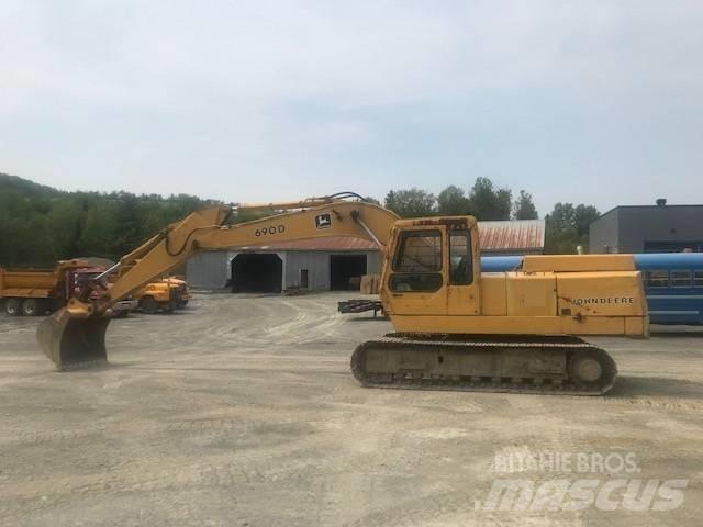John Deere 690 D Crawler excavators