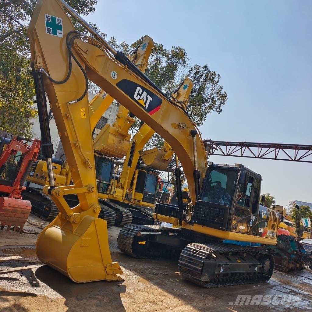 CAT 320 D2 Crawler excavators