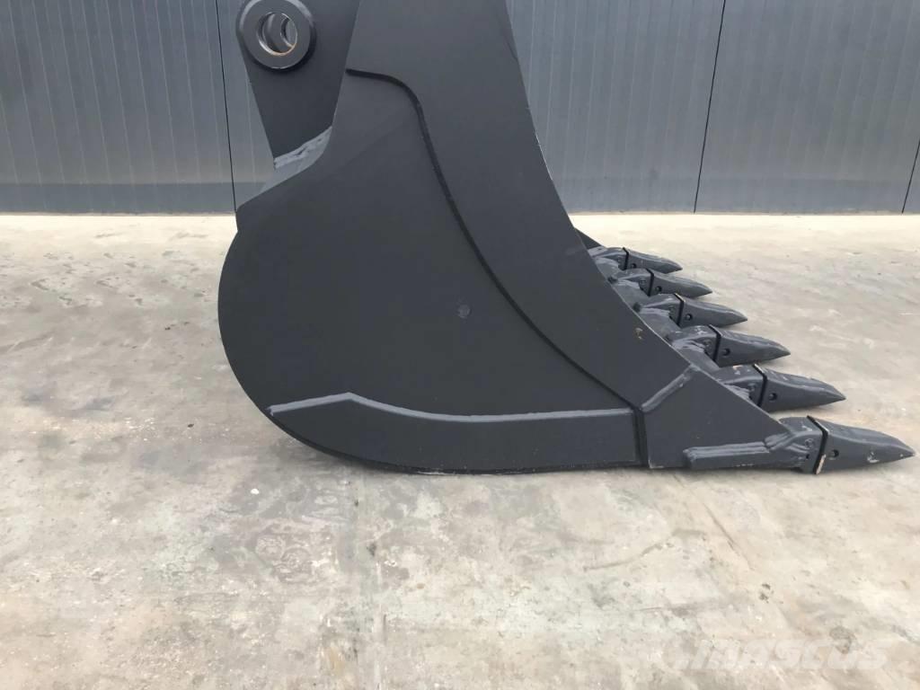 CAT 320D C-Stick Buckets