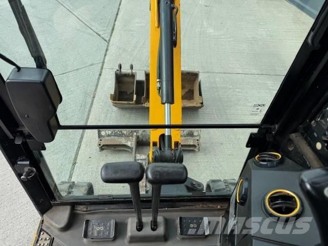 JCB 16C-1 Mini excavators < 7t (Mini diggers)