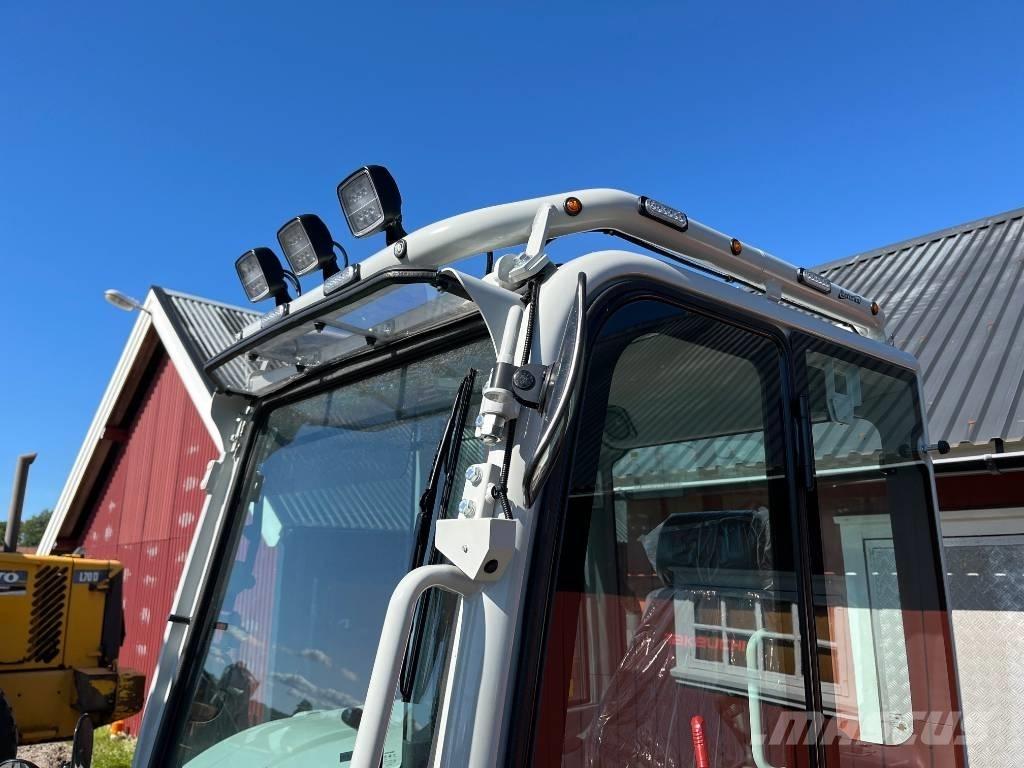 Takeuchi TB 370 Midi excavators  7t - 12t