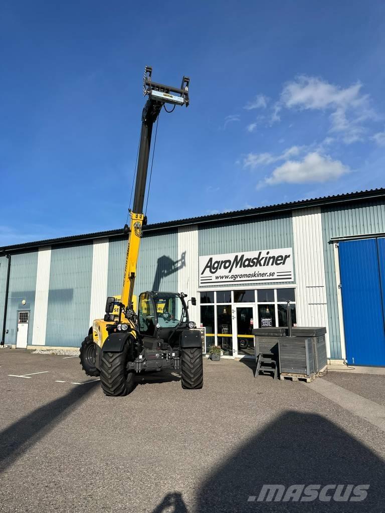 New Holland TH 7.42 Telescopic handlers