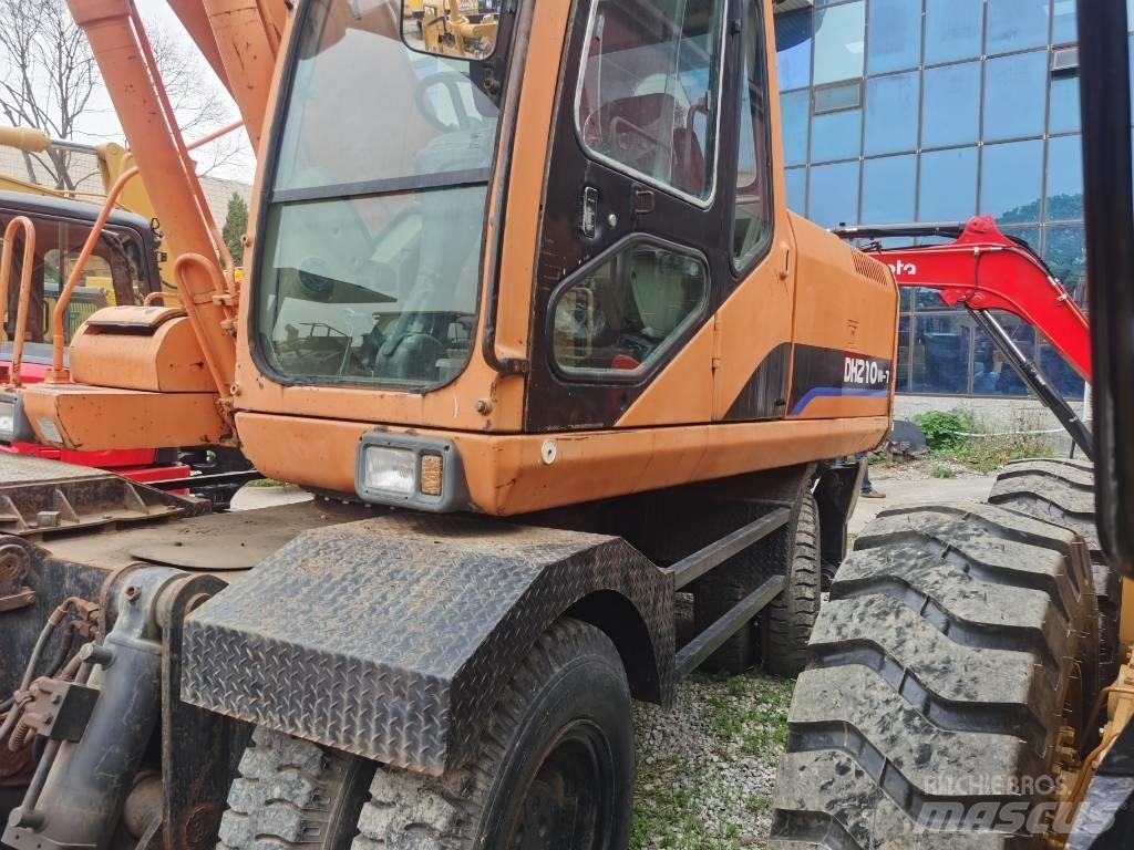 Doosan DH 210 W-7 Wheeled excavators