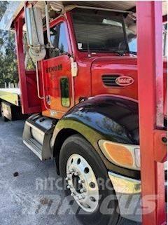 Peterbilt L6 Recovery vehicles