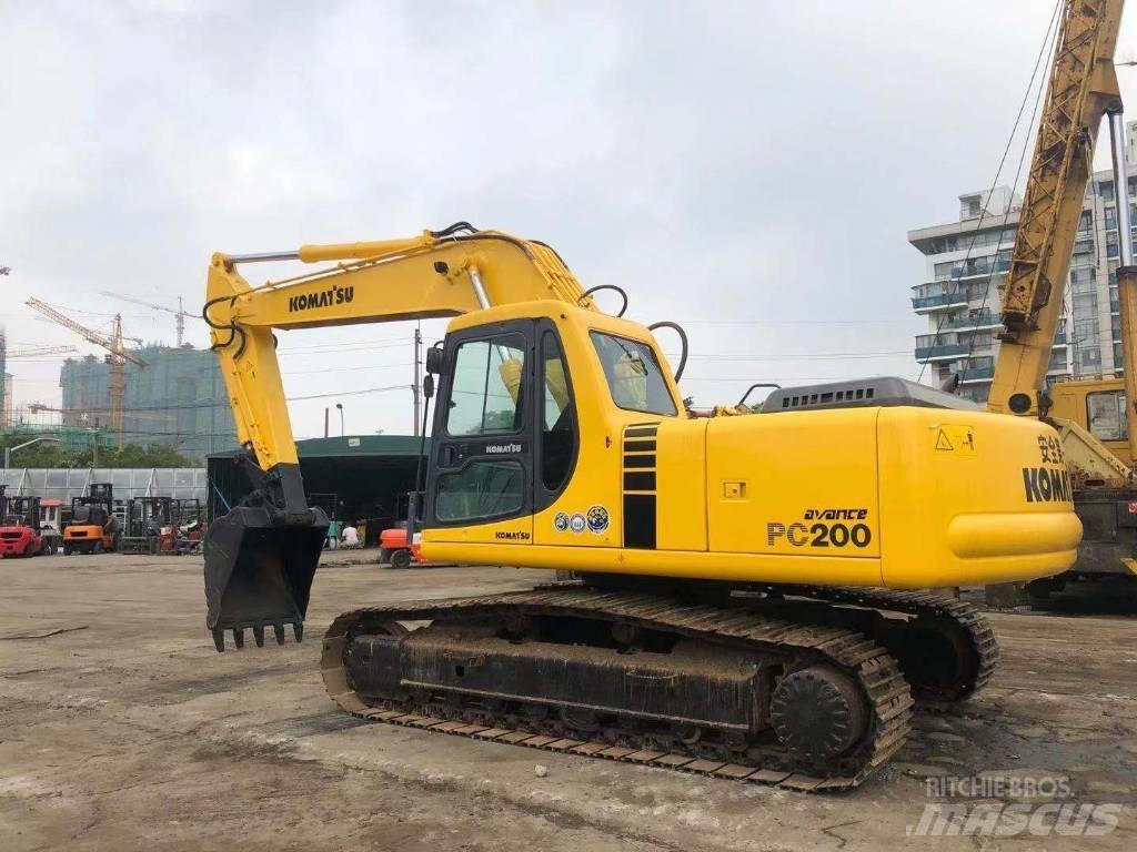 Komatsu PC 200-6 Crawler excavators