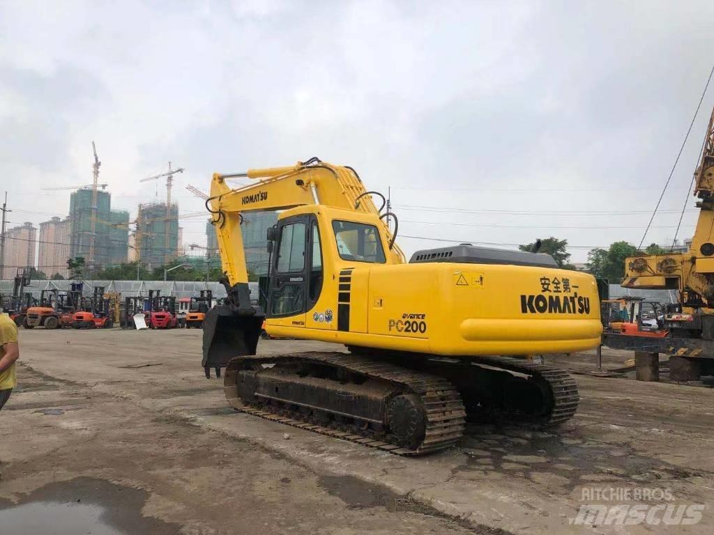 Komatsu PC 200-6 Crawler excavators
