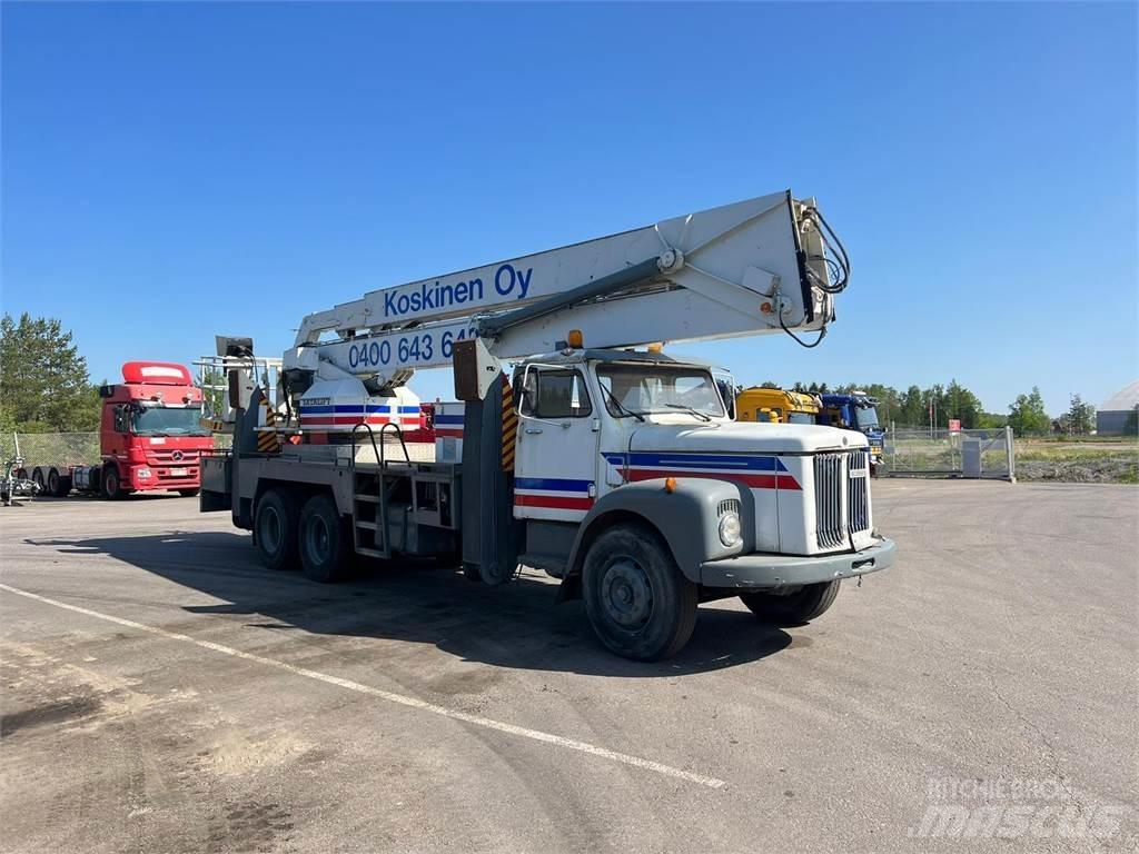 Scania 111 6X2 Crane trucks