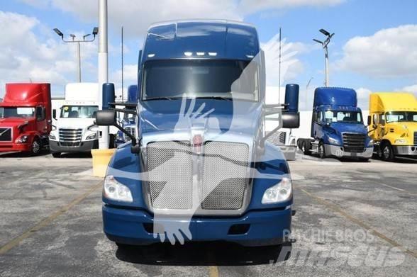 Kenworth T680 Tractor Units