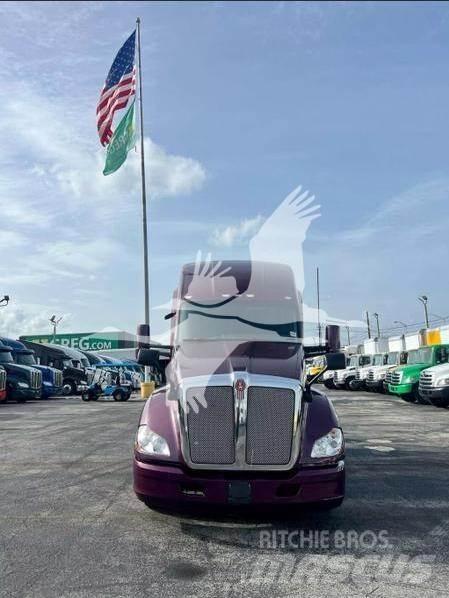 Kenworth T680 Tractor Units