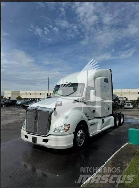 Kenworth T680 Tractor Units