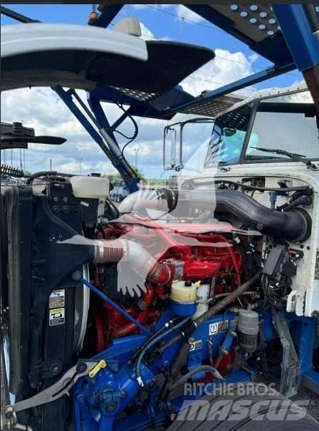 Peterbilt 388 Construction - Others