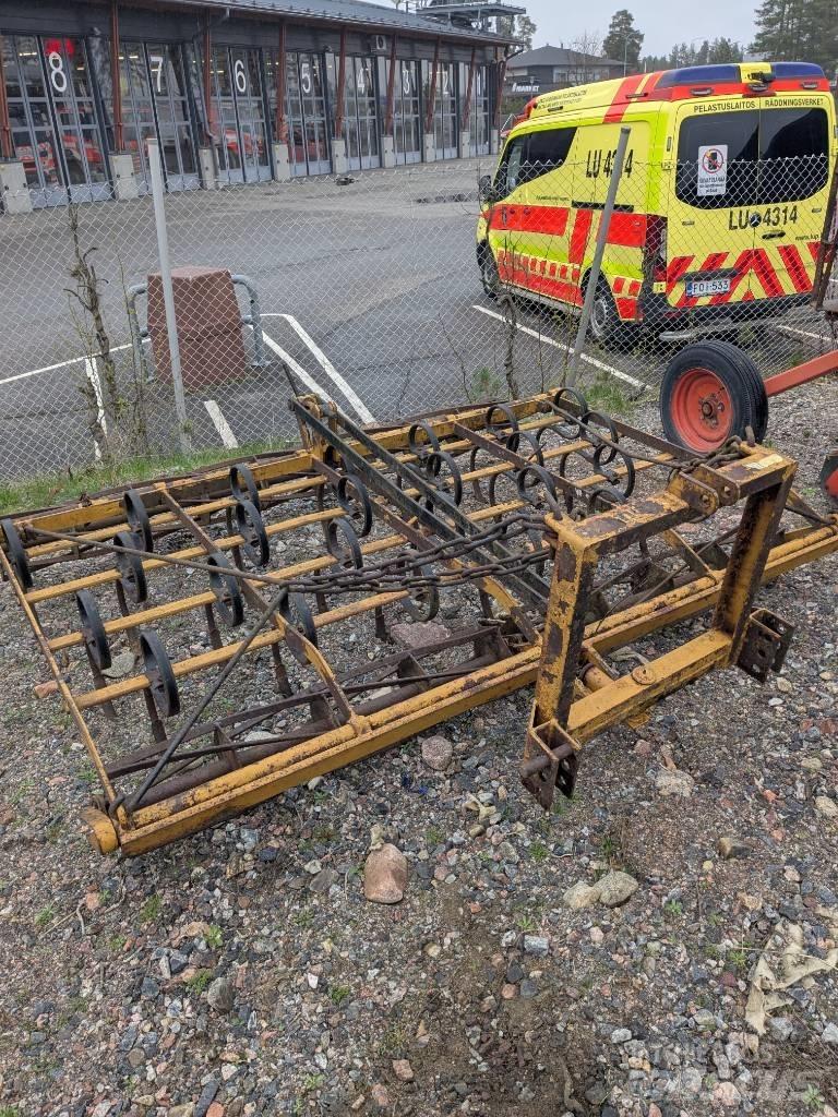Potila S 250 Harrows