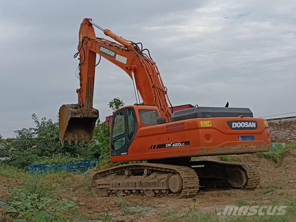 Doosan DX420LC Midi excavators  7t - 12t