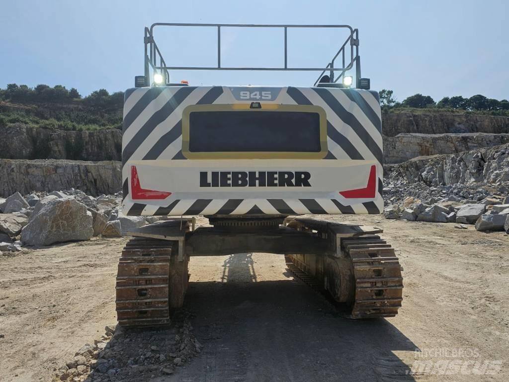 Liebherr R 945 Crawler excavators