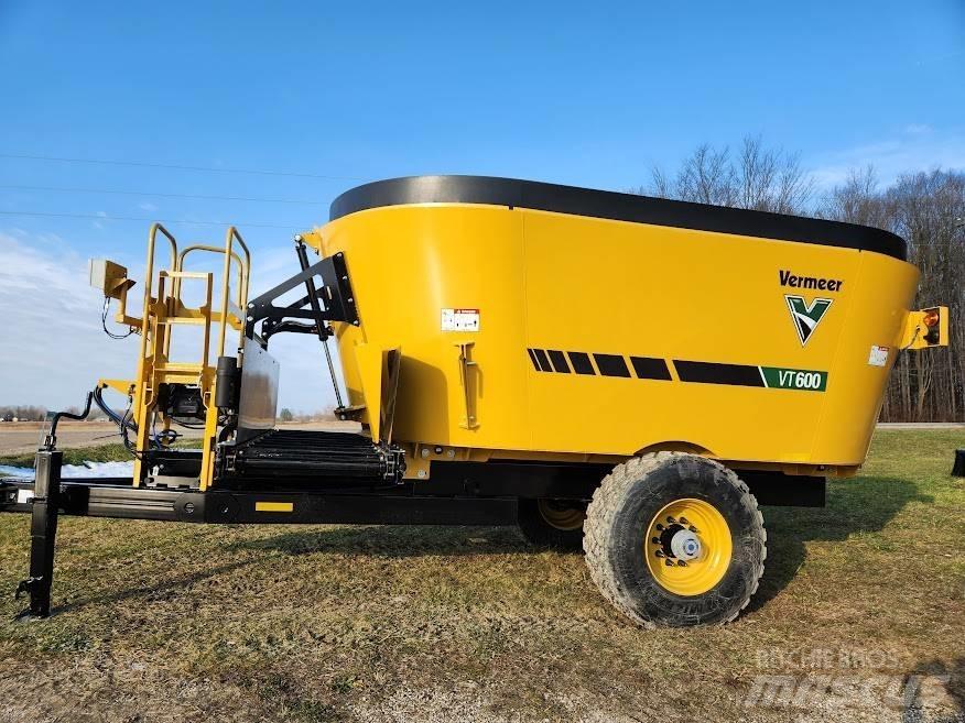 Vermeer VT600 Mixer feeders