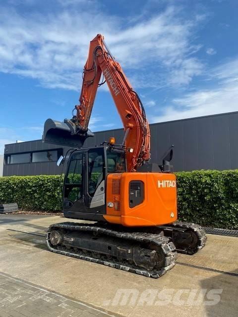 Hitachi 135 US-6 Crawler excavators