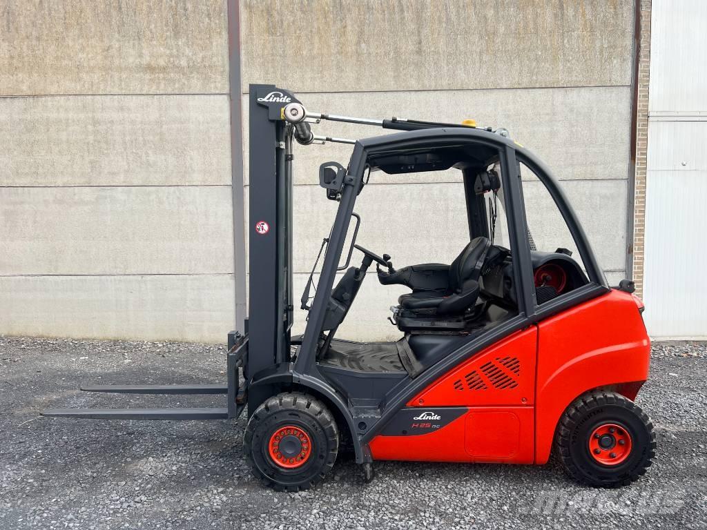 Linde H25T-02 EVO LPG trucks