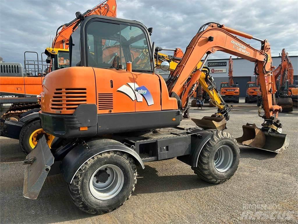 Doosan 55w Wheeled excavators