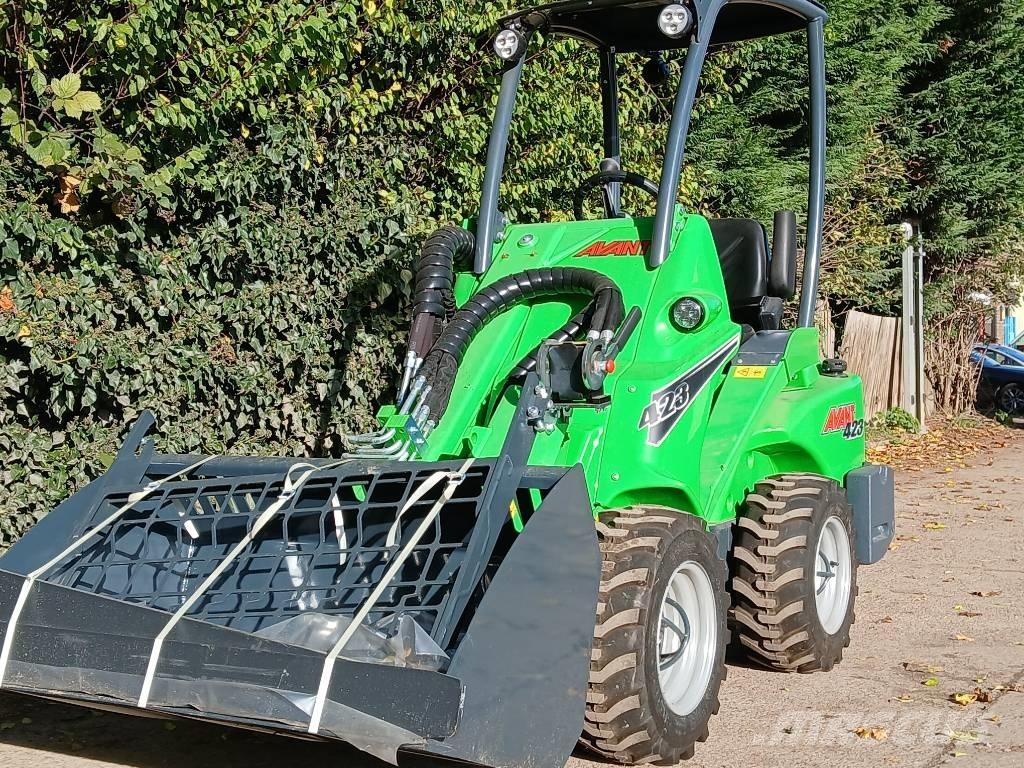 Avant 423 Multi purpose loaders