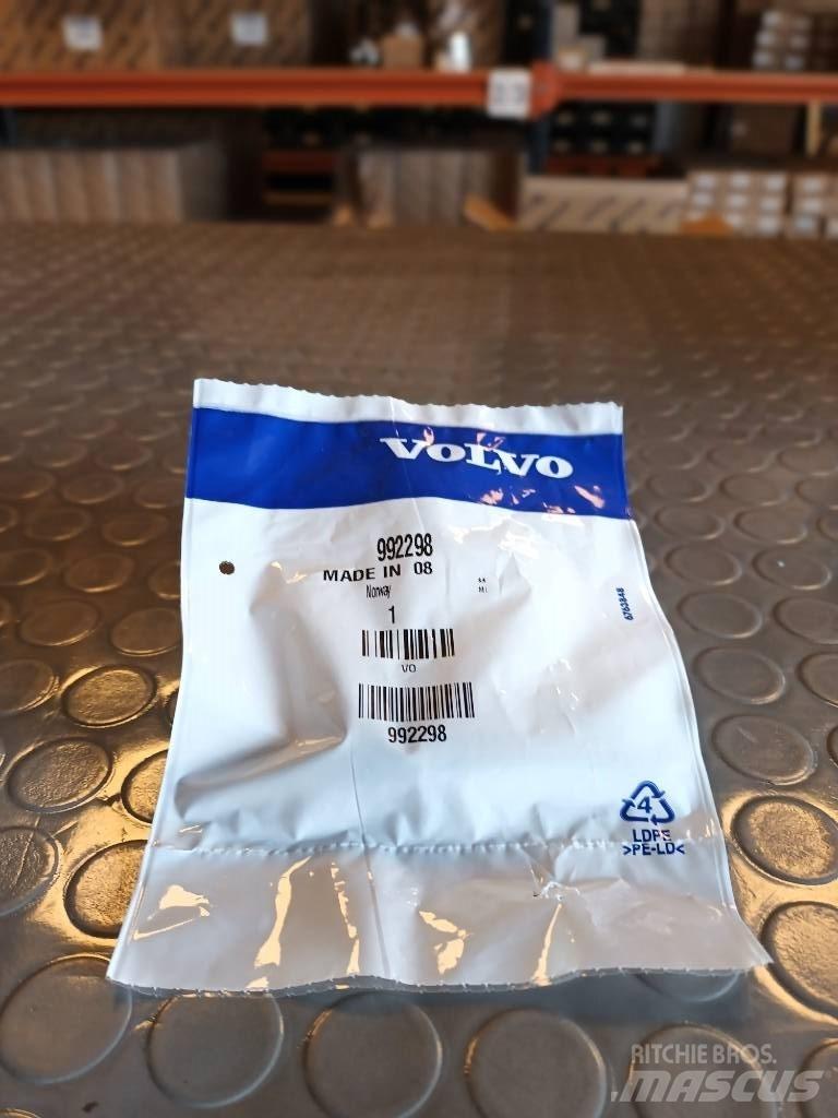 Volvo NIPPLE 992298 Transportation - Others