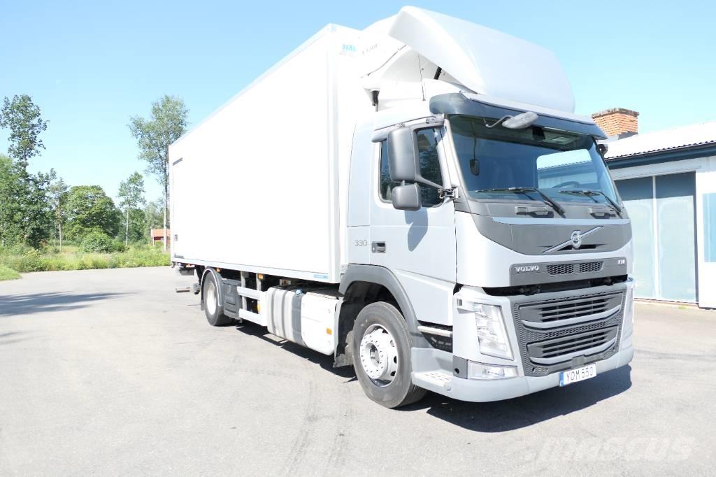 Volvo FM 330 4x2 Temperature controlled trucks
