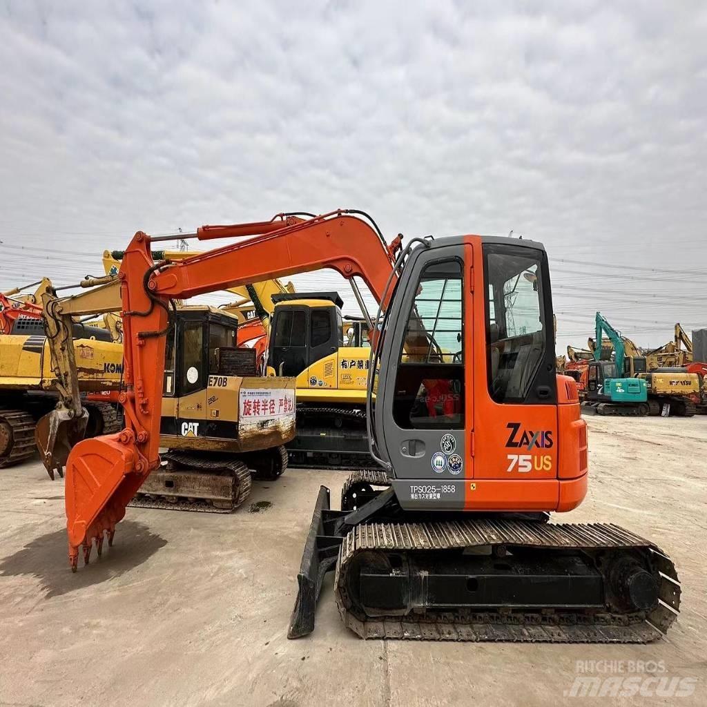 Hitachi ZX 75 US Midi excavators  7t - 12t