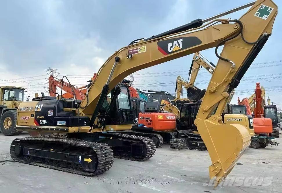CAT 323 D Crawler excavators
