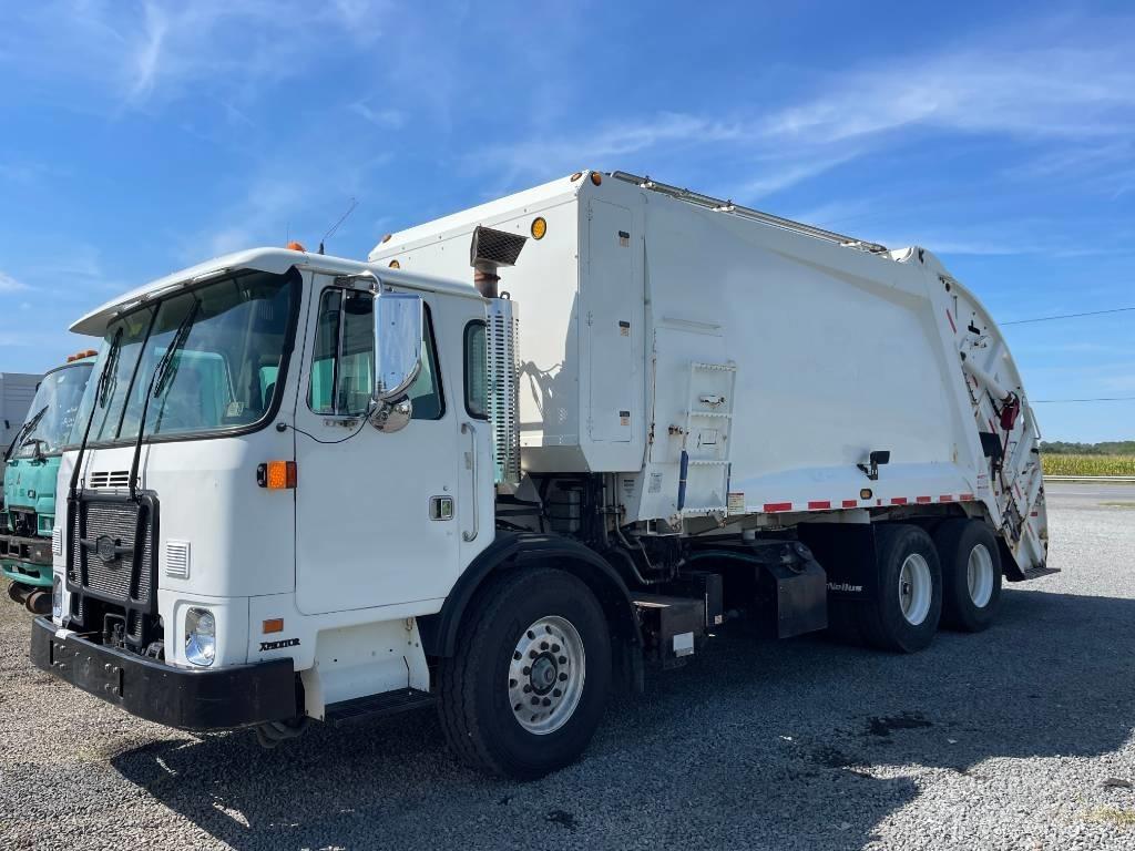 Autocar XPEDITOR Waste trucks
