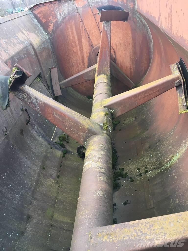 Samson feeder Mixer feeders