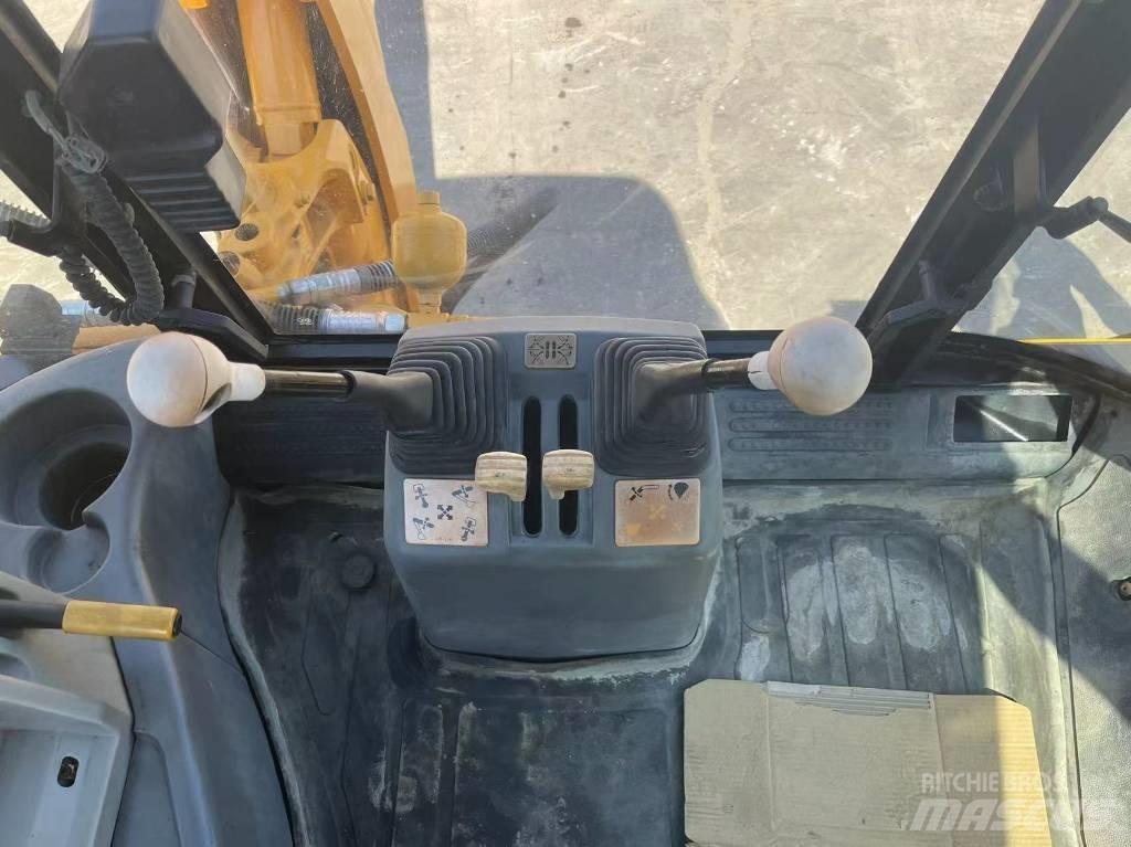 JCB 4 CX Backhoe loaders